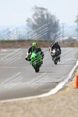 media/Sep-20-2025-TrackDaz (Sat) [[27f0cde673]]/A Group/2pm (Turn 9)/